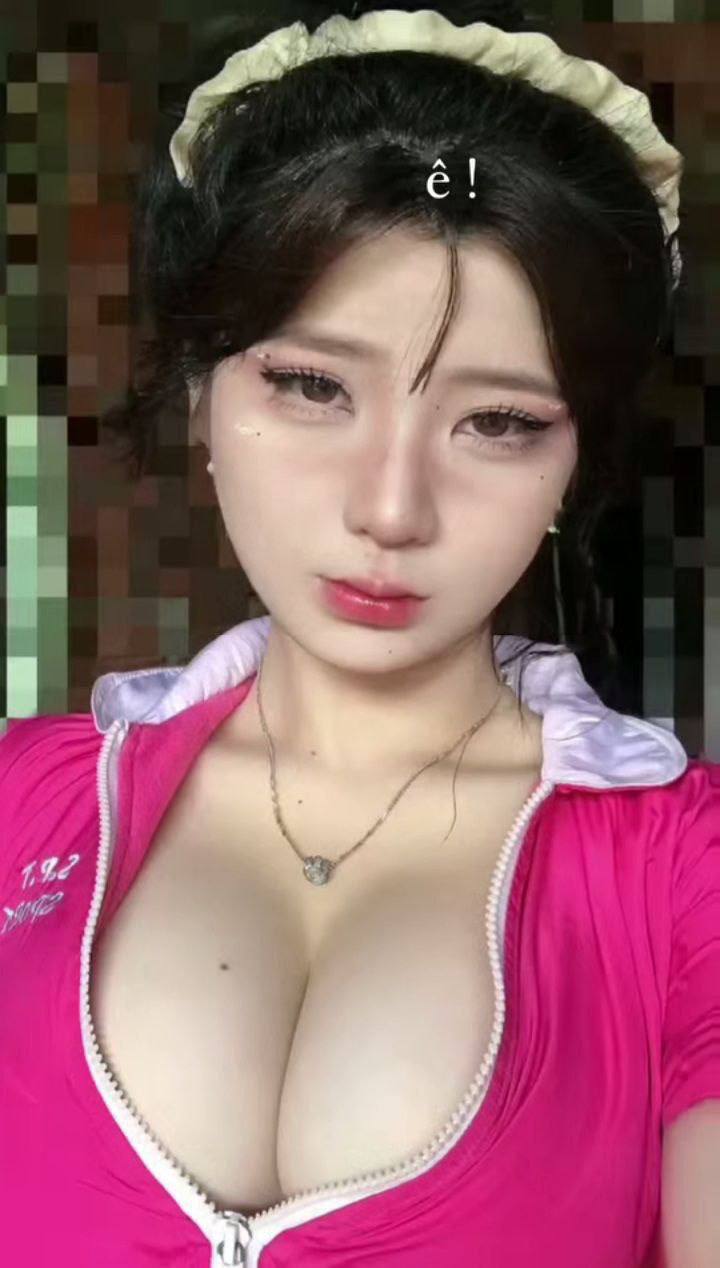 Ngày 13 tháng 7 năm 2023_Cô bé 01