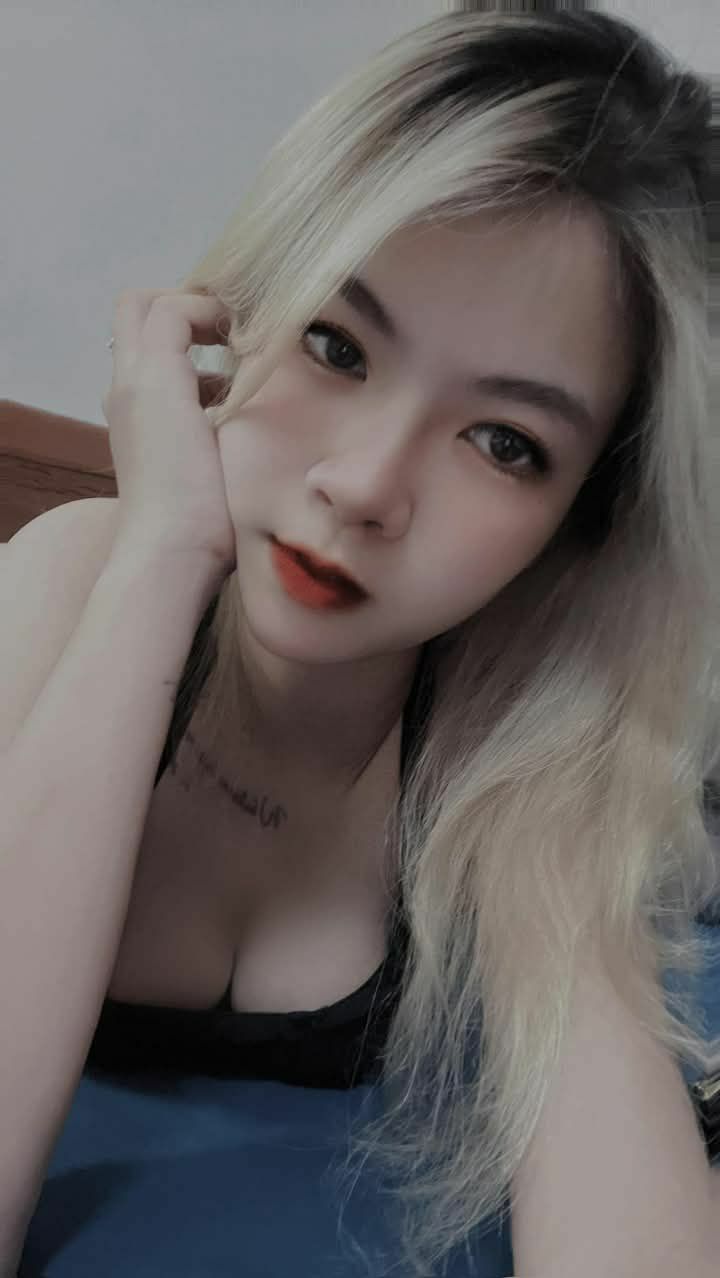 ?? Cô gái Hàn Quốc trên Twitter - một nữ thần tương phản, thân hình nóng bỏng, giáo viên yoga, làn da tuyệt đẹp, được quan hệ ở nhiều tư thế khác nhau và quan hệ tình dục không dùng bao cao su đơn giản là một thú vui trên trái đất!